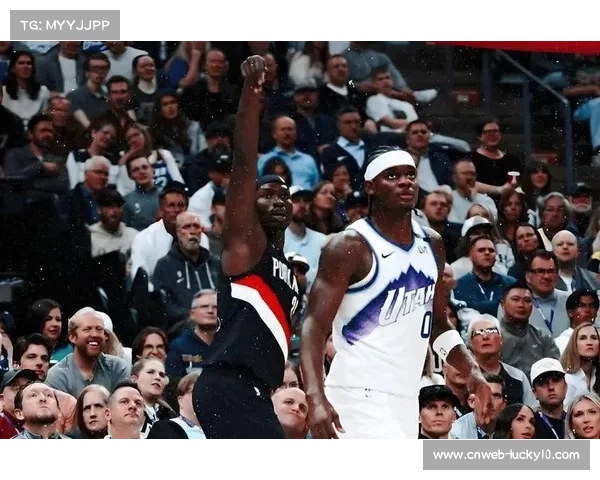 开拓者客场135-119击败爵士，霍勒迪31+9+7引领攻势